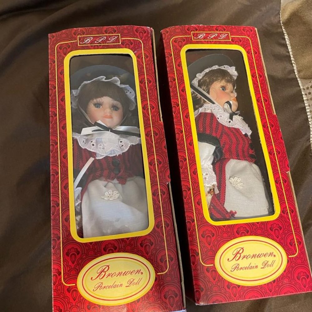 2 Bronwen Procelain Dolls